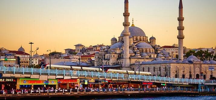 Kegiatan Transit di Istanbul Selama 24 Jam