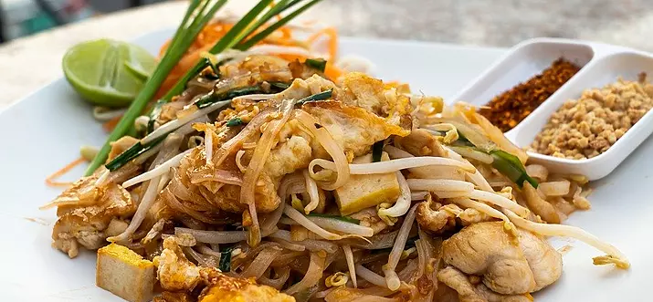 10 Best Asian Restaurants In Des Moines, Iowa