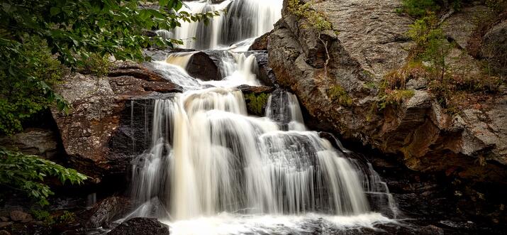 waterfall hikes in ct