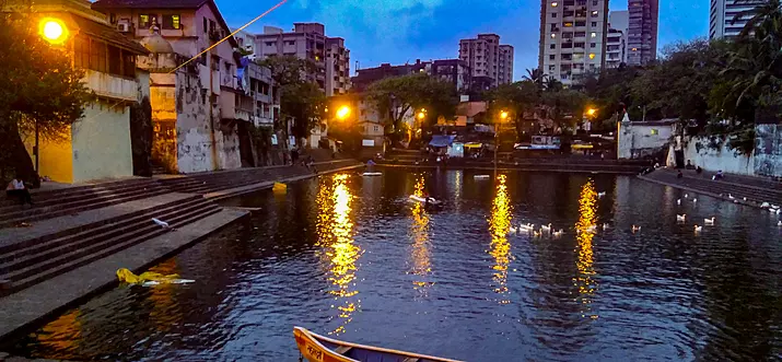A Guide To Banganga Tank, Mumbai