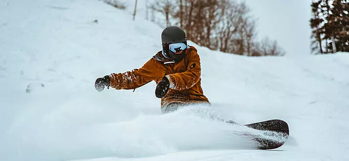 Top 10 Places For Snowboarding In Vermont, The USA
