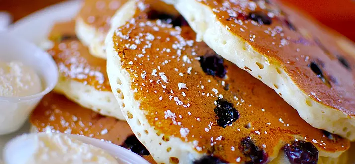 8 Best Places To Eat Breakfast In Lawrence, Kansas
