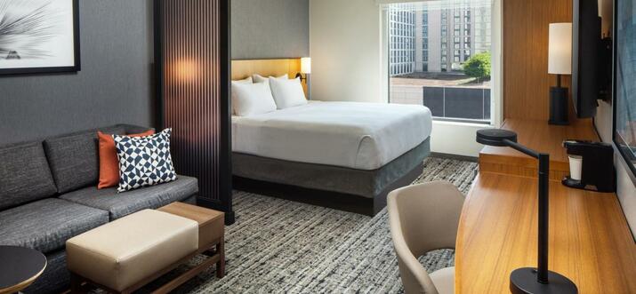 hotels on the river in nashville tn