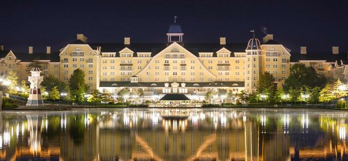 8 Hotel Dekat Disneyland Paris, Prancis Untuk Pengalaman Penuh Fantasi! - Diperbarui 2025