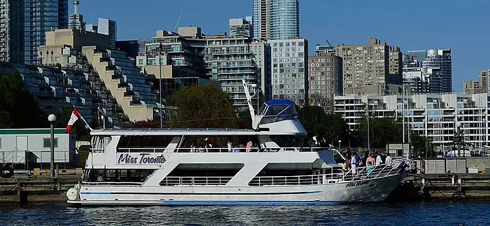 11 Best Party Boats In Toronto, Canada
