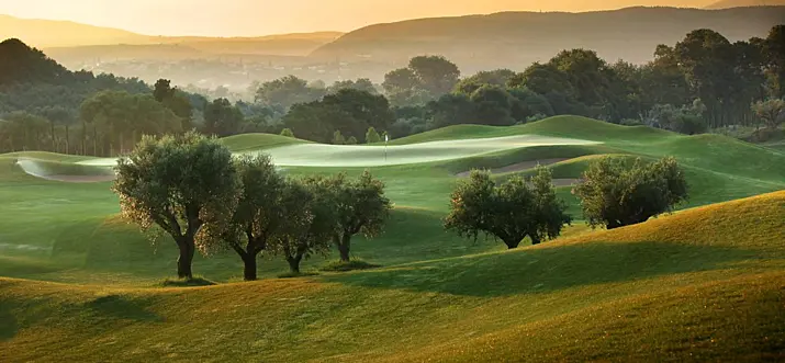7 Best Golf Courses In Greece