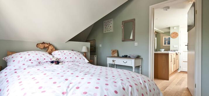 holiday cottages in lyme regis