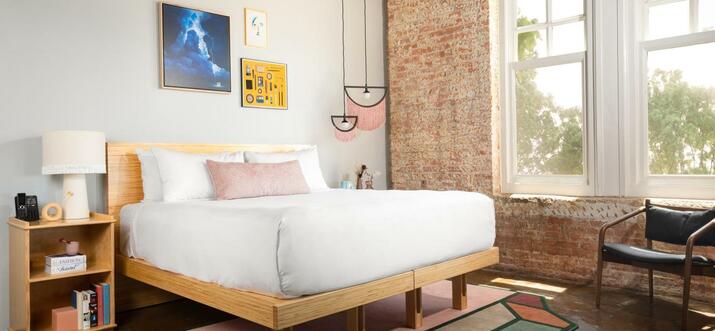 themed hotels in texas