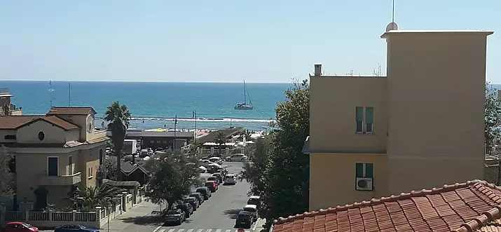 10 Best Places To Stay While Vacationing In Sunny Lido di Ostia, Italy