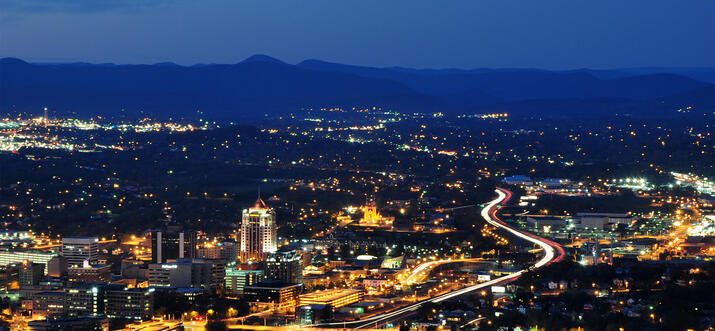 Explore Old Dominion: Day Trips From Roanoke, Virginia, USA