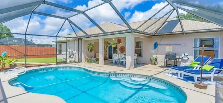 Airbnb Orlando, FL Rental Houses - Tropical Villas Orlando