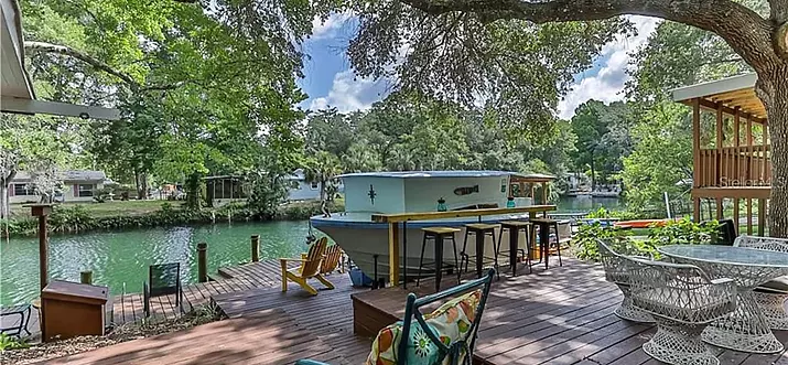 12 Best Airbnbs In Weeki Wachee, Florida