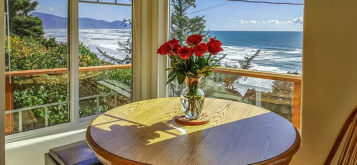 10 Handpicked Airbnb Vacation Rentals In Oceanside, Oregon