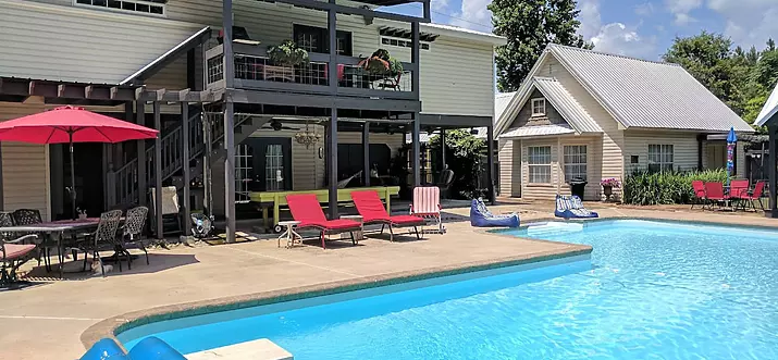 11 Best Airbnb Vacation Rentals In Hampton, Georgia