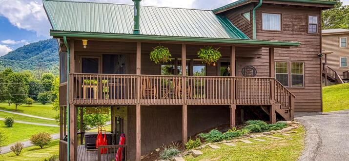 cabins in wears valley