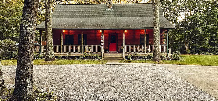 12 Best Cabin Rentals In Rhode Island, USA