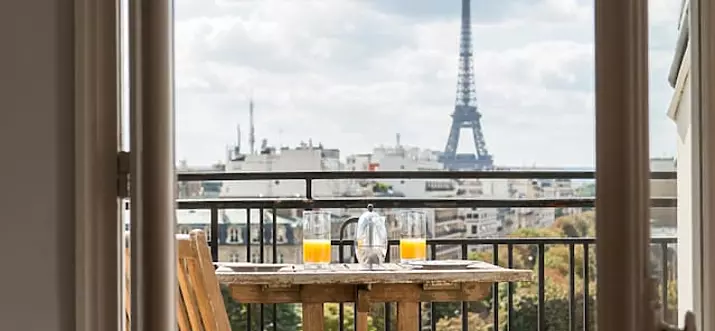 12 Les meilleures locations de vacances Airbnb à Courbevoie, Paris, France