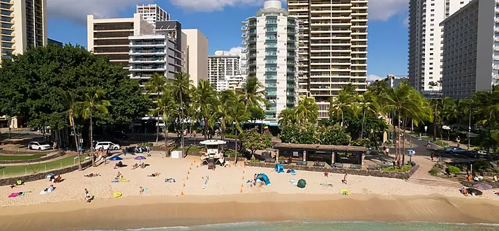 8 Best Beachfront Hotels In O‘ahu, Hawaii