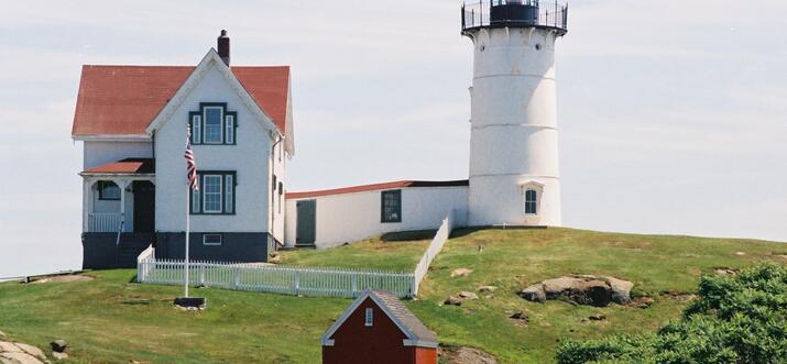 beautiful towns in maine