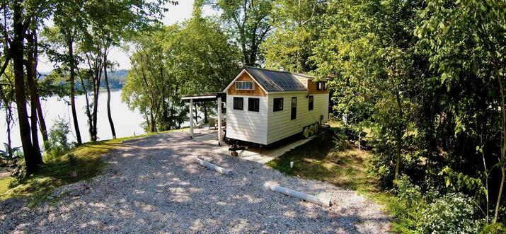 airbnb tiny house ohio