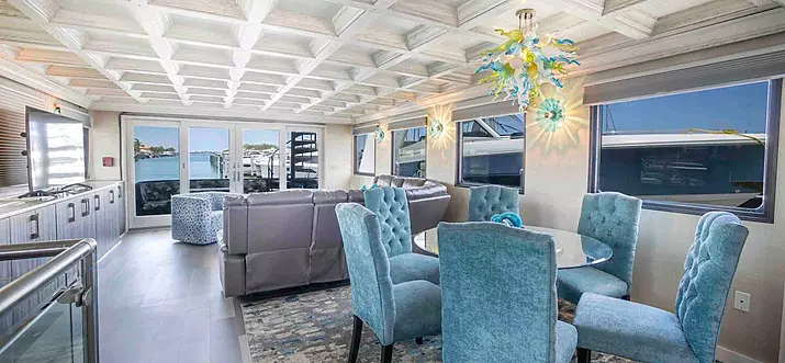 10 Handpicked Yacht Charters In Florida, USA