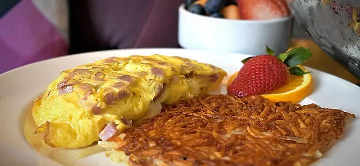 9 Best Romantic Weekend Getaways In Iowa, USA