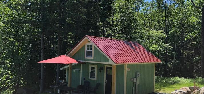 airbnb tiny house vermont