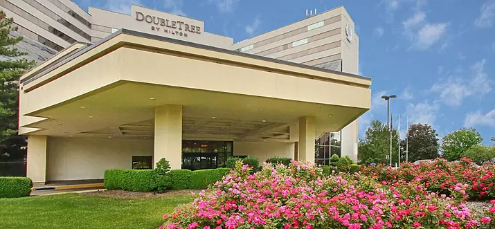 10 Best Hotels With Pool In New Jersey, USA