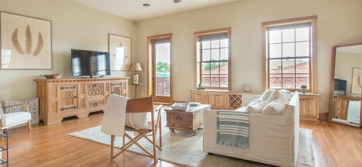 Top 10 Best Airbnb Vacation Rentals In Bastrop, Texas