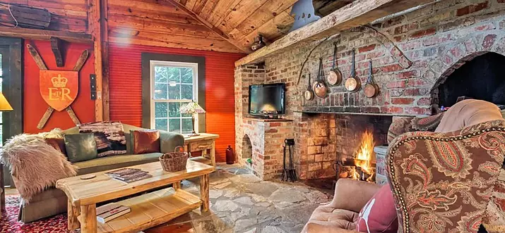 9 Best Airbnb Vacation Rentals In Little Switzerland, North Carolina