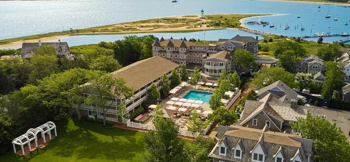 martha's vineyard hotels with pools
