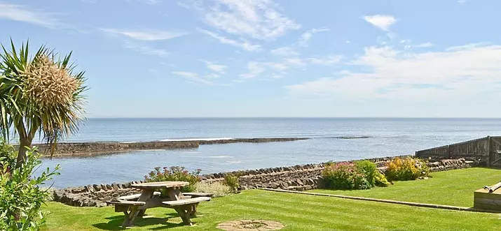 5 Handpicked Airbnb Vacation Rentals In Craster, United Kingdom