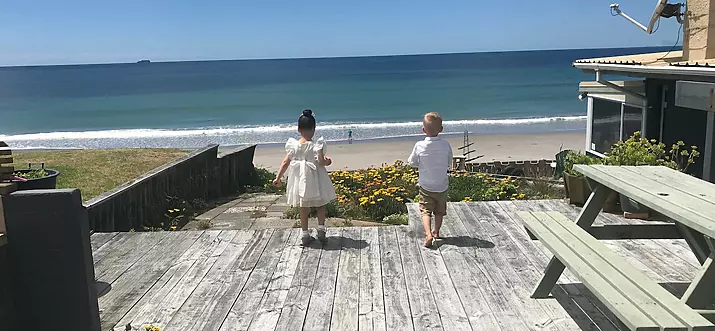 Top 10 Airbnb Vacation Rentals In Pukehina, New Zealand