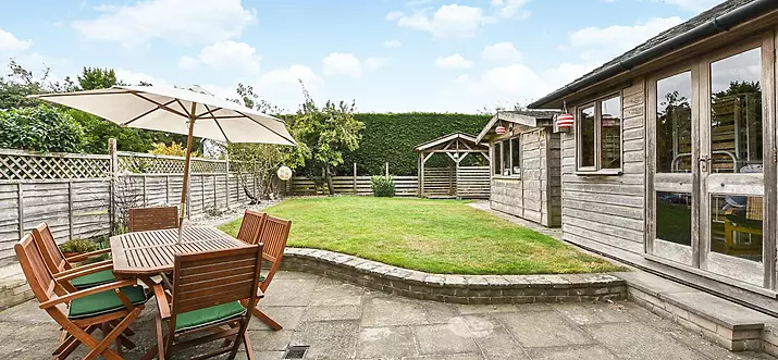 10 Handpicked Airbnb Vacation Rentals In West Wittering, United Kingdom