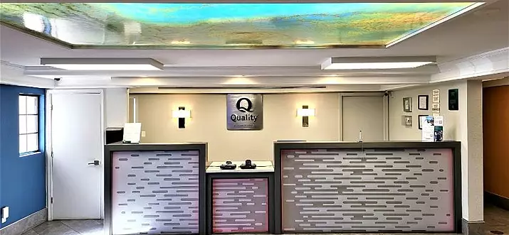 9 Handpicked Hotels With Smoking Rooms In Hampton, Virginia