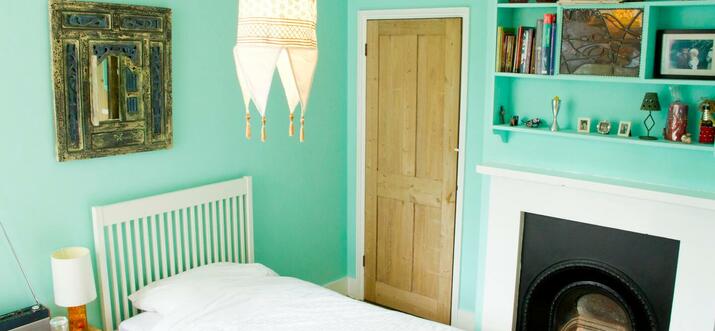airbnb reigate