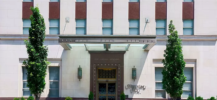 8 Handpicked Hotels With Smoking Rooms In Washington D.C.