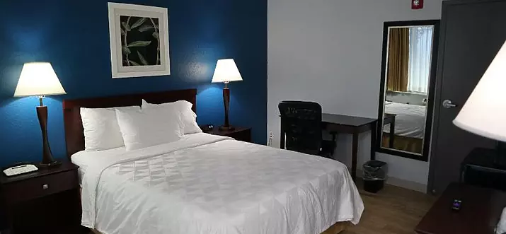 Top 10 Hotels With Smoking Rooms In Philadelphia, Pennsylvania