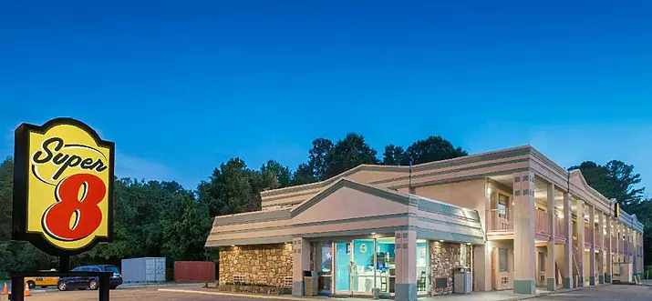 9 Best Hotels With Smoking Room In Durham, North Carolina