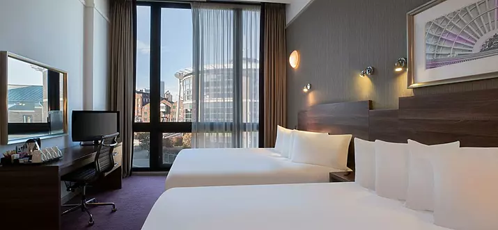 16 Best Hotels To Stay In Leeds, England