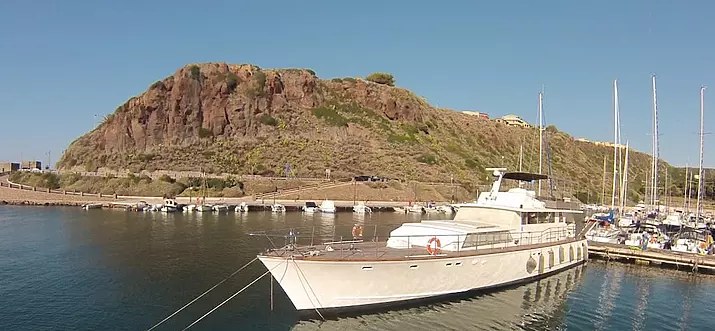 Fabuleux bateaux-logements et yachts Airbnb en Sardaigne, Italie