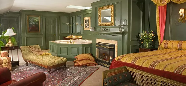 10 Handpicked Hotels With In-Room Hot Tub In Rhode Island, USA
