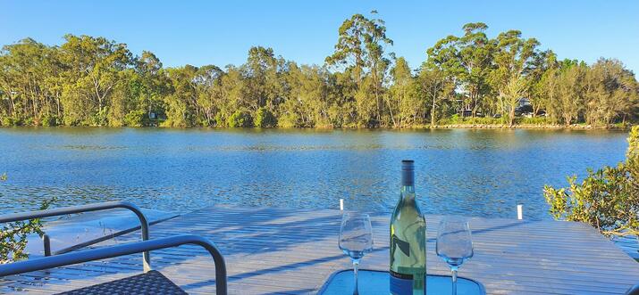 airbnb lake macquarie