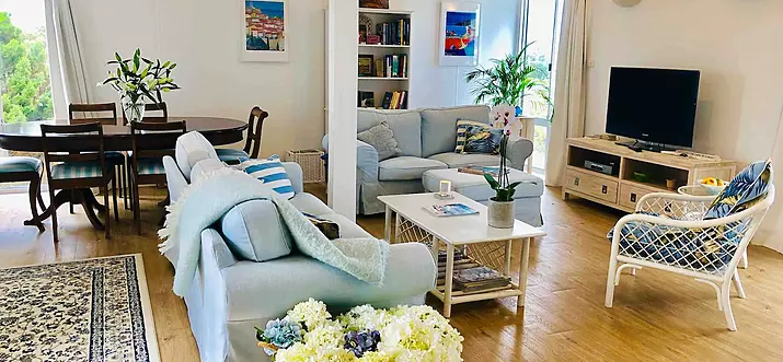 Top 10 Airbnb Vacation Rentals In Guilderton, Australia
