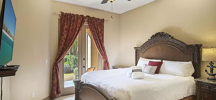 13 Best Pet-Friendly Vacation Rentals In Miramar Beach, Florida