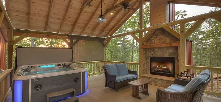 10 Handpicked Cabins With Hot Tub In Georgia, USA