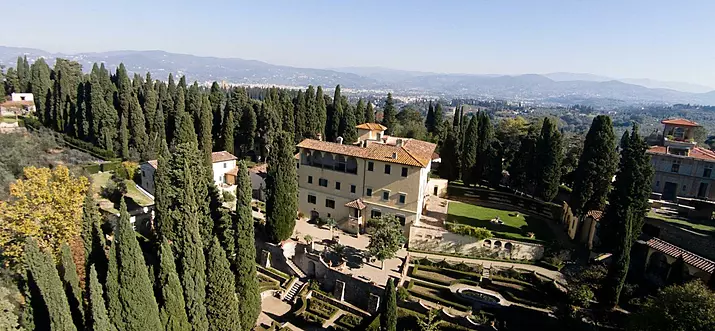 10 Handpicked Hotels With Free Parking In Florence, Italy