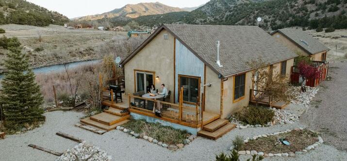 fly fishing lodges colorado