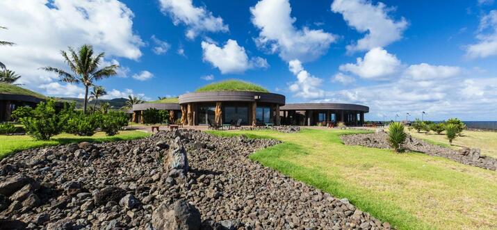 best easter island hotels