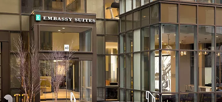 Top 12 Hotels With Balcony Near Times Square, New York City